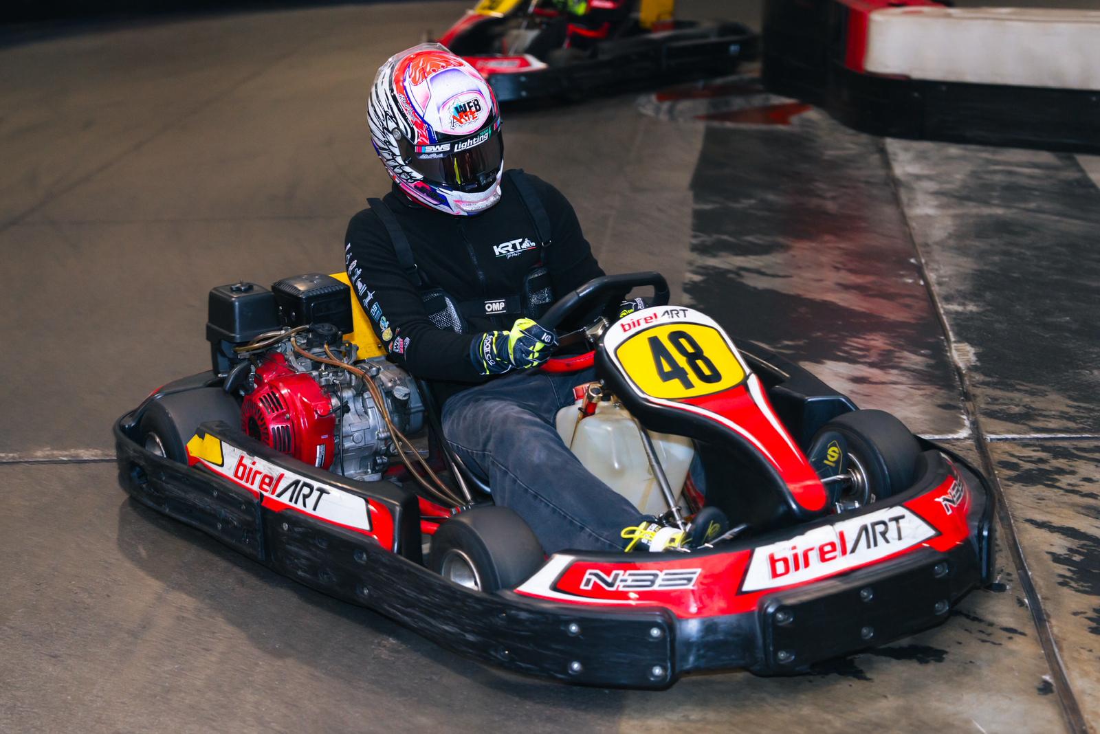 Arrivo al traguardo gara karting rental PRIME Racing